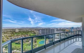 Photo #2: 2307844 Listing 