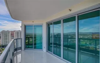 Photo #5: 2307844 Listing 