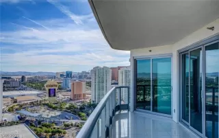 Photo #6: 2307844 Listing 