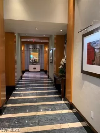 Photo #6: 2307863 Listing