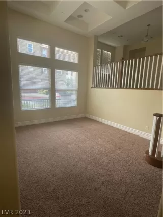 Photo #6: 2307970 Listing