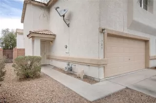 Photo #2: 2308019 Listing 