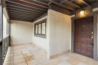 Photo #4: 2308029 Listing 