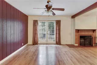 Photo #5: 2308029 Listing 