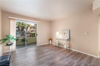 Photo #1: 2308059 Listing