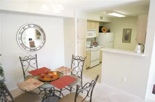 Photo #3: 2308088 Listing