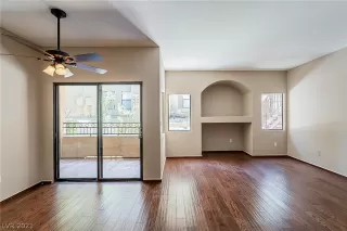 Photo #4: 2308140 Listing