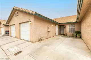 Photo #2: 2308213 Listing