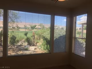 Photo #5: 2308234 Listing