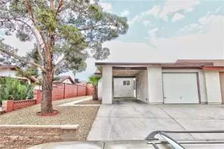 Photo #1: 2308248 Listing