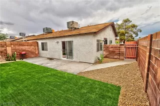 Photo #2: 2308248 Listing