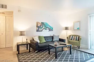 Photo #1: 2308259 Listing