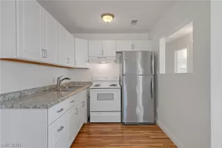 Photo #2: 2308264 Listing 