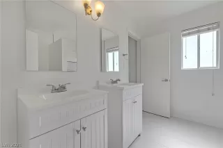 Photo #3: 2308264 Listing 