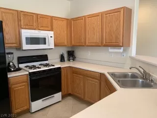 Photo #3: 2308270 Listing 