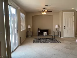 Photo #5: 2308270 Listing 