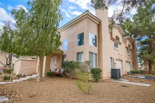 Photo #2: 2308282 Listing