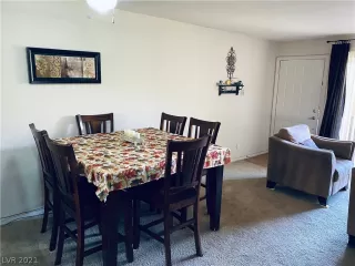 Photo #5: 2308286 Listing