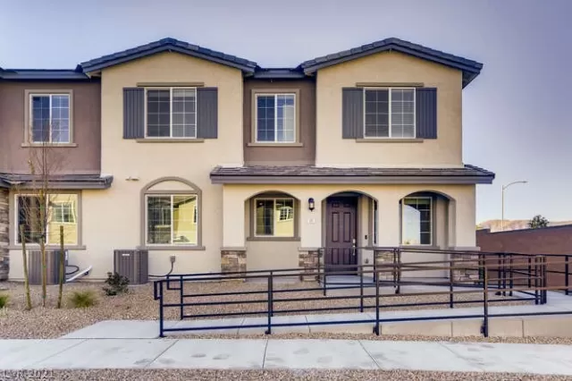 MLS: 2308295 Condo For Sale