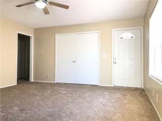 Photo #4: 2308347 Listing 