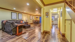 Photo #6: 2308380 Listing 