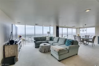 Photo #1: 2308396 Listing