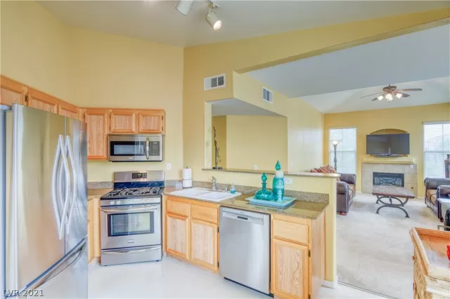 MLS: 2308414 Condo For Sale