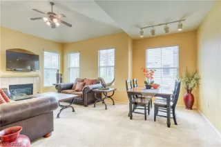 Photo #1: 2308414 Listing