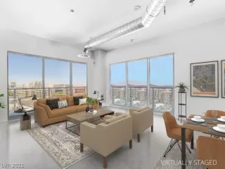 Photo #6: 2308442 Listing