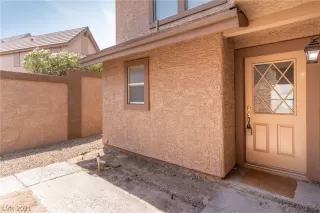 Photo #1: 2308453 Listing