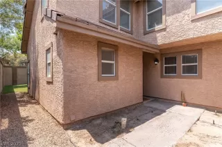 Photo #2: 2308453 Listing