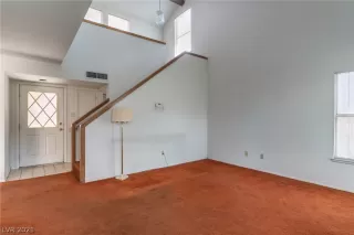 Photo #6: 2308453 Listing