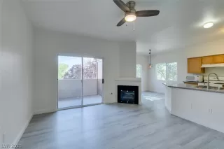 Photo #2: 2308488 Listing 