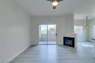 Photo #5: 2308488 Listing 