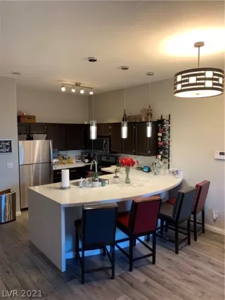 Photo #2: 2308541 Listing 