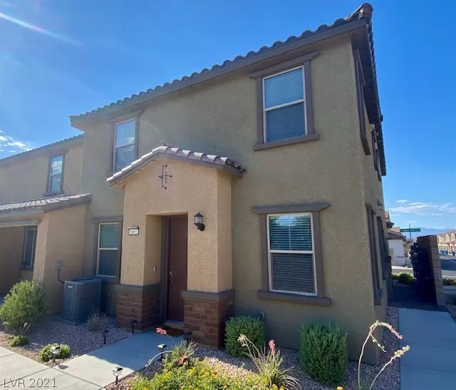 MLS: 2308594 Condo For Sale