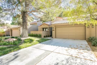 Photo #2: 2308609 Listing 