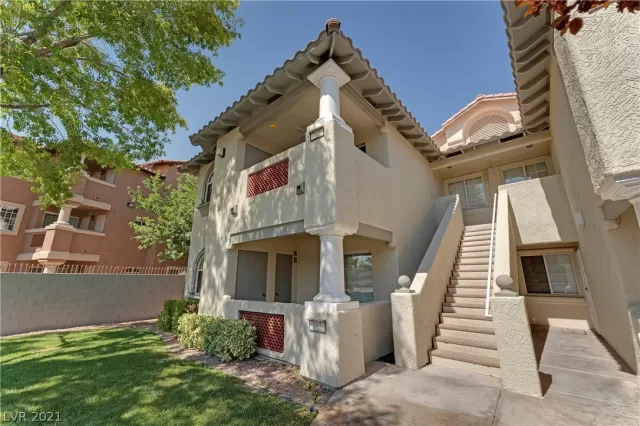 MLS: 2308656 Condo For Sale