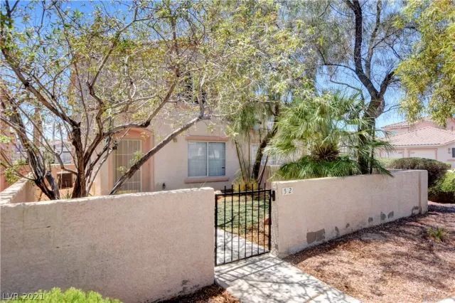 MLS: 2308662 Condo For Sale