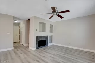 Photo #3: 2308662 Listing 