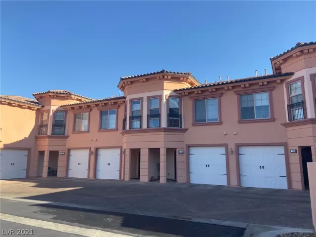 MLS: 2308703 Condo For Sale