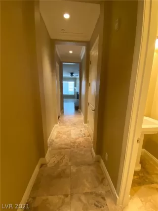 Photo #2: 2308703 Listing 