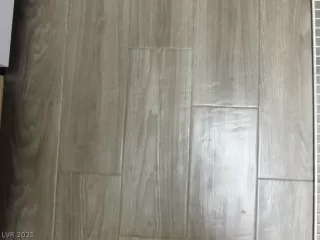 Photo #4: 2308720 Listing