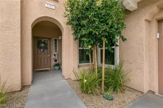 Photo #1: 2308723 Listing 