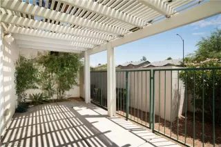 Photo #4: 2308735 Listing