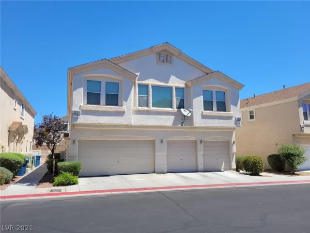 MLS: 2308794 Condo For Sale