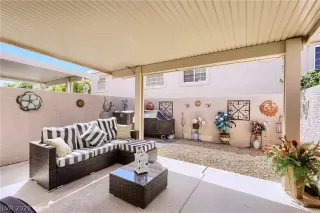 Photo #2: 2308820 Listing