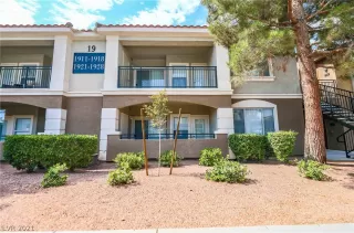 Photo #2: 2308847 Listing