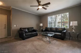 Photo #6: 2308847 Listing