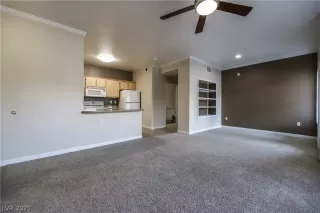 Photo #5: 2308857 Listing